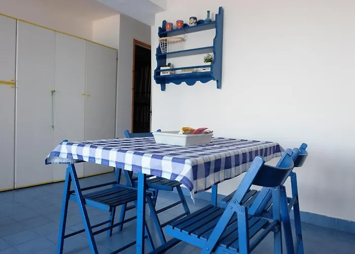 Casa La Terrazza - House On The Sea בית נופש