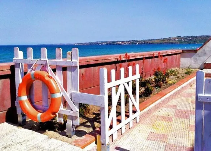 בית נופש Casa La Terrazza - House On The Sea *